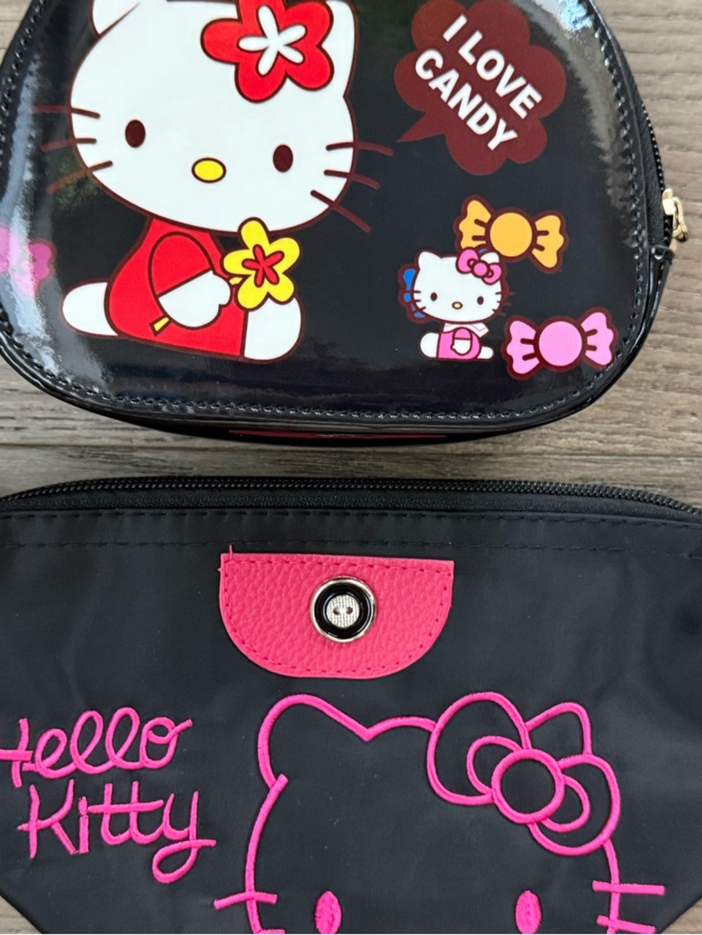 Hello Kitty Black Patent Mini Crossbody Bag & Hello Kitty Nylon Wristlet Pouch - Picture 2 of 7